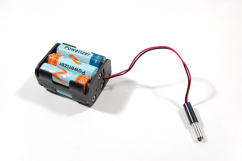 4×AA Battery Holder with Switch
