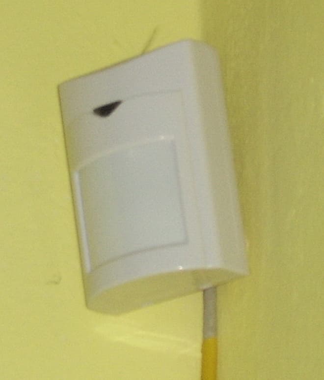 Passive infrared sensor