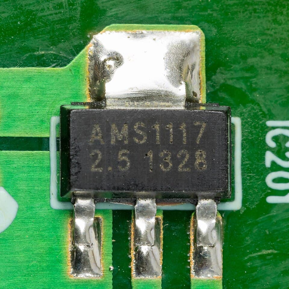 AMS1117 Adjustable Regulator (Pack of 5)