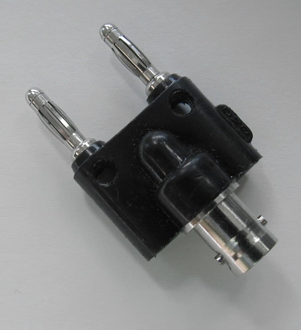 Banana plug adapter