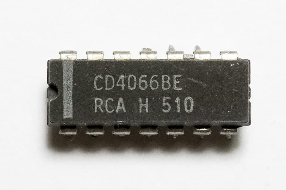 CD4066 Quad Analog Switch (Pack of 5)