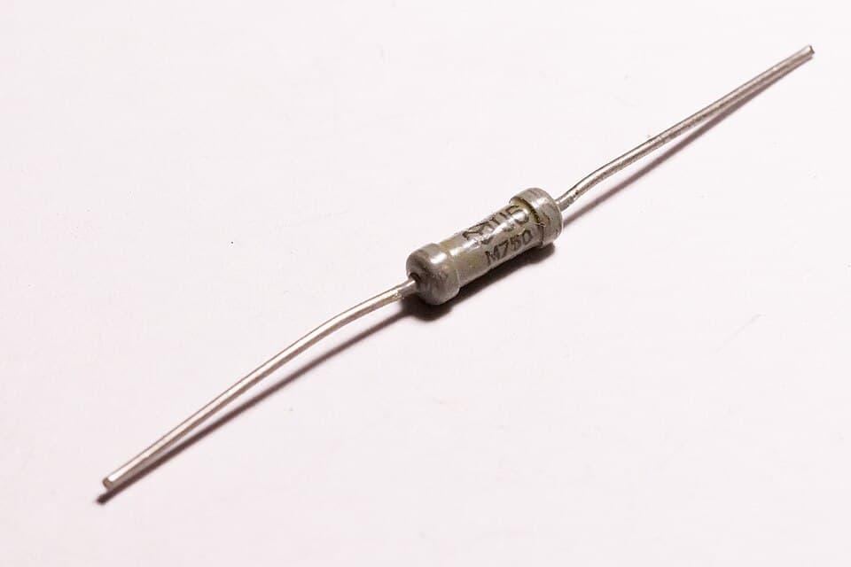 Soviet ceramic stick capacitors 02