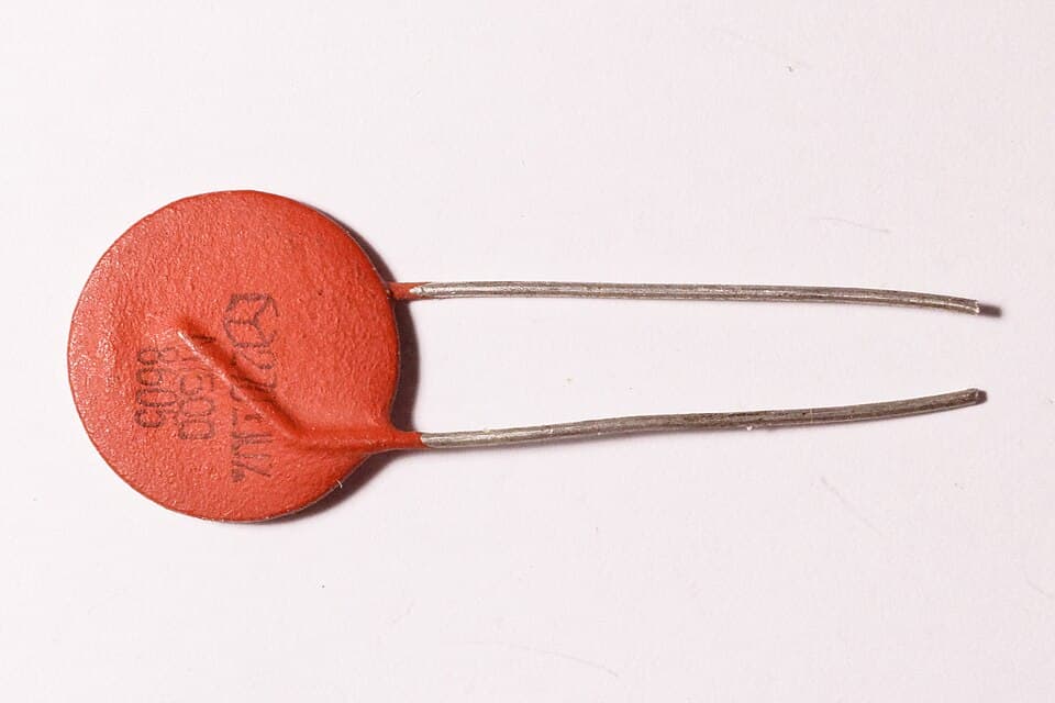 Soviet ceramic disc capacitors 01