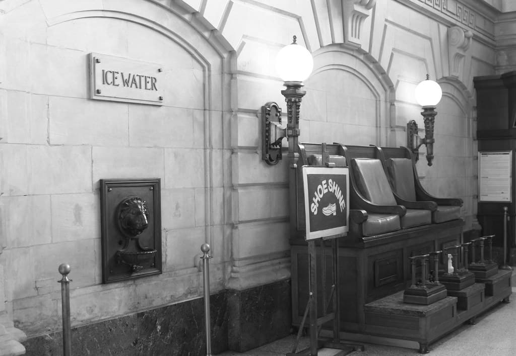 Ice Water/Shoe Shine (Hoboken Terminal)