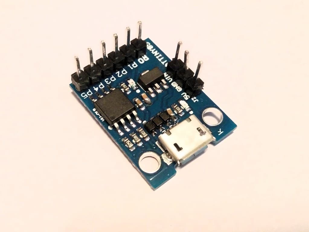 ATtiny85 Clone