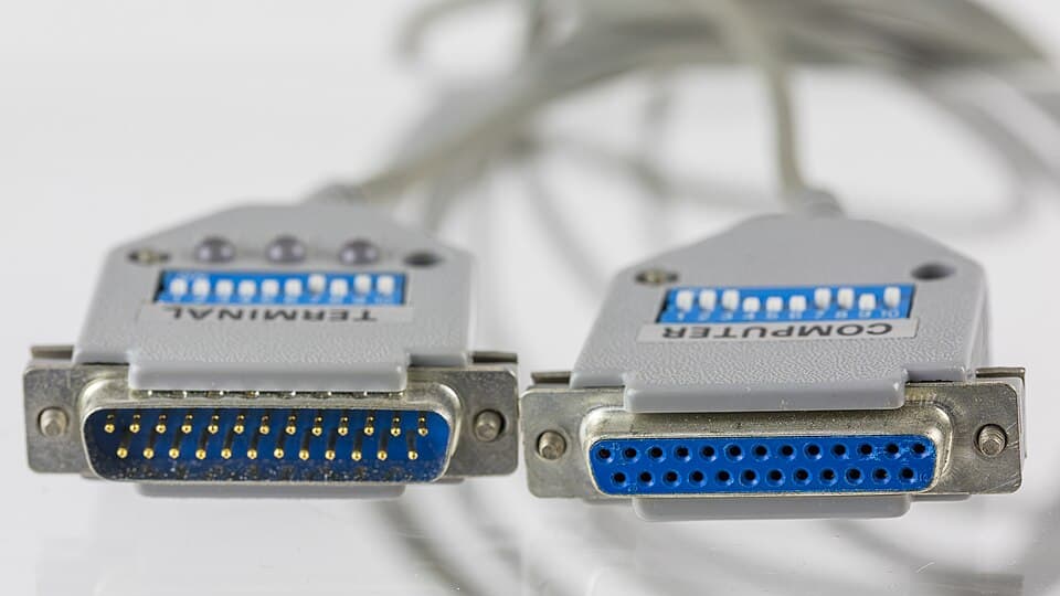 Serial console cable, D-sub 25 male and female connectors with DIP switches integrated-0366