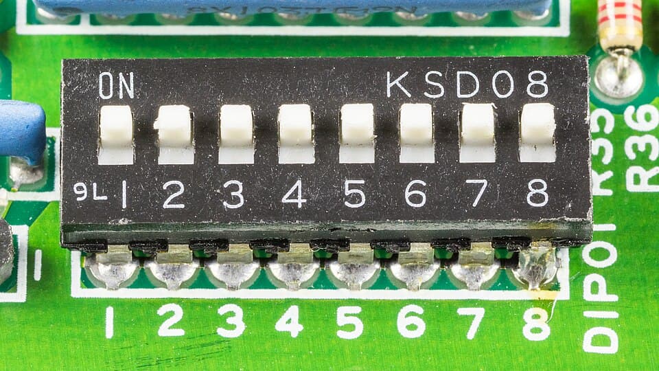 8-Position DIP Switch (Pack of 5)