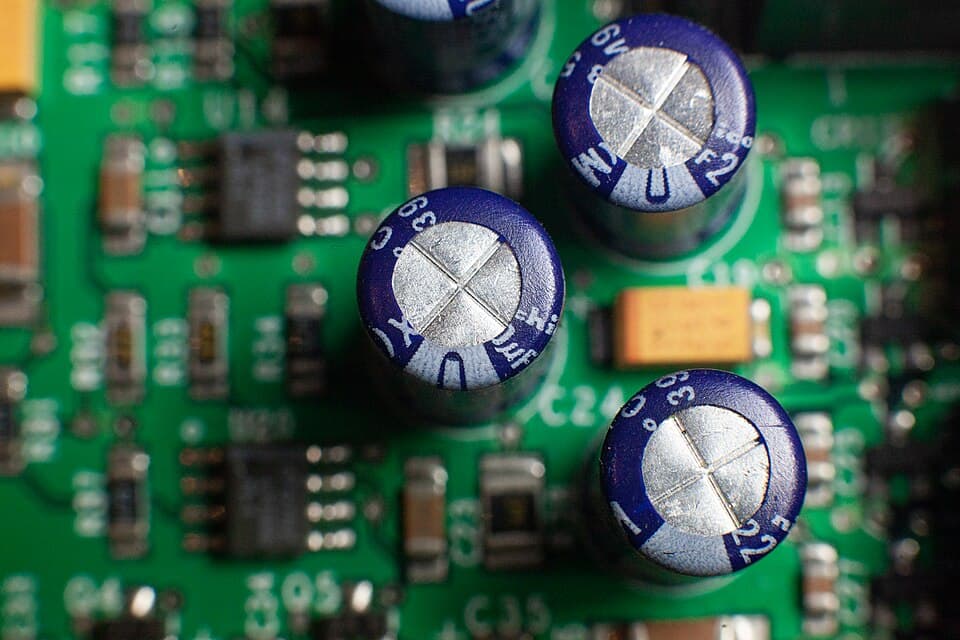 Electrolytic capacitors mounted on a circuit board