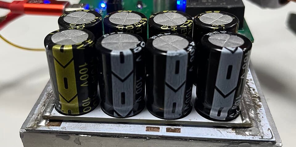 Aluminium Electrolytic Capacitors