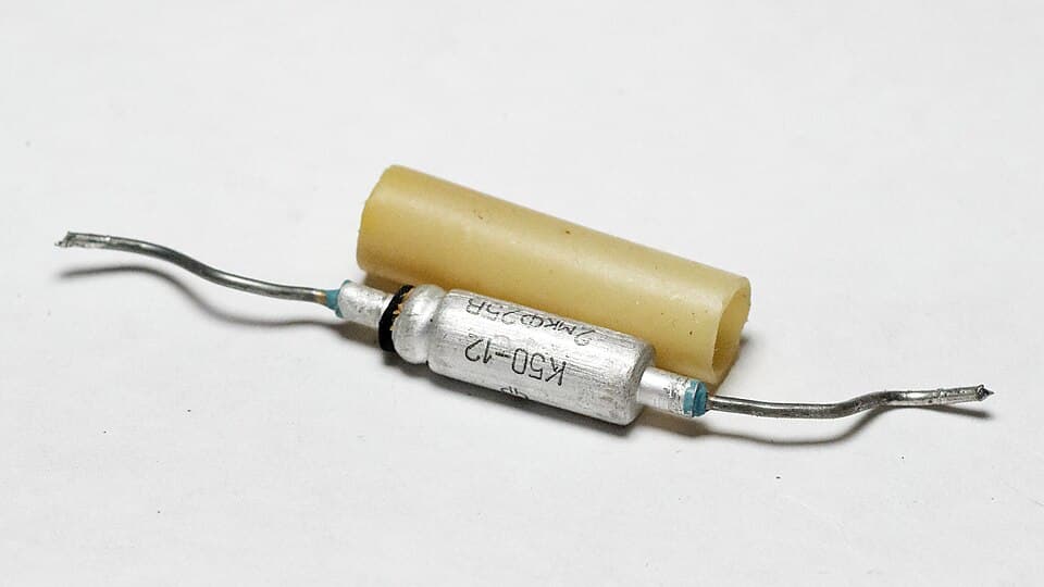 Soviet K50-12 2uF25V capacitor - Severo-Zadonsk plant - 01(DXO)