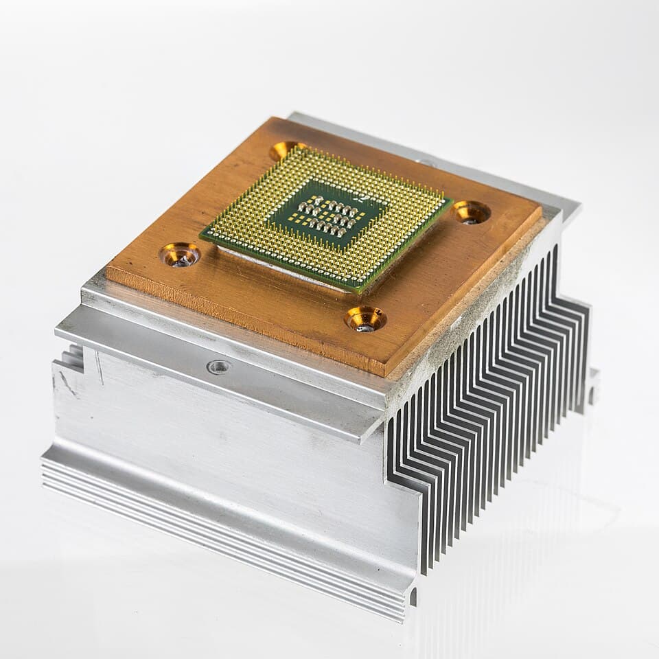 ASRock GE PRO-HT - CPU on heat sink-1032