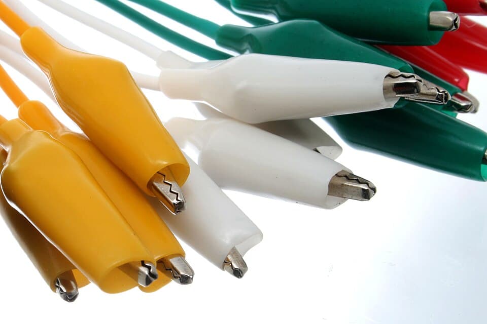 Jumper Wires with Crocodile Clips (x10 closeup) - JUMP-03 02 (4150694002)