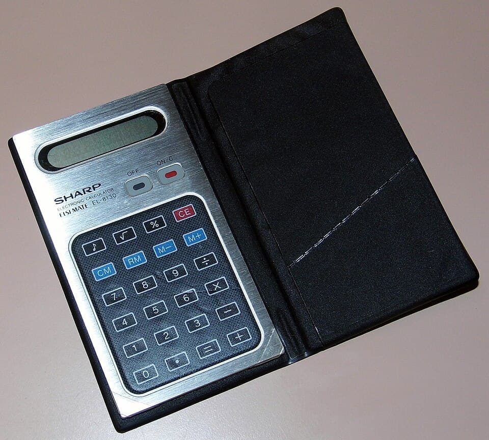 Vintage Sharp EL-8130 Super Thinman Electronic Pocket Calculator, World's First Touch Key Calculator With A Membrane Keypad, LCD, Made In Japan, Circa 1977 (15076181610)