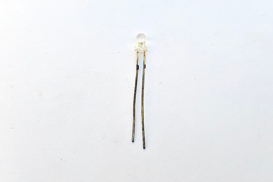 3mm IR lED 01