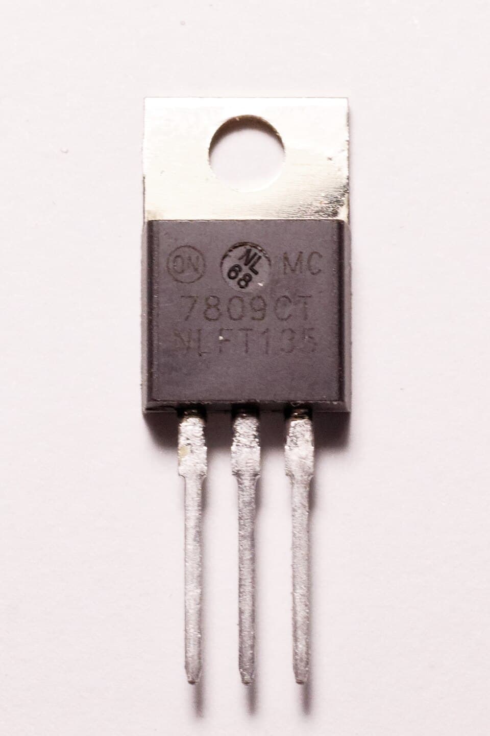 7809 (OnSemi) 02