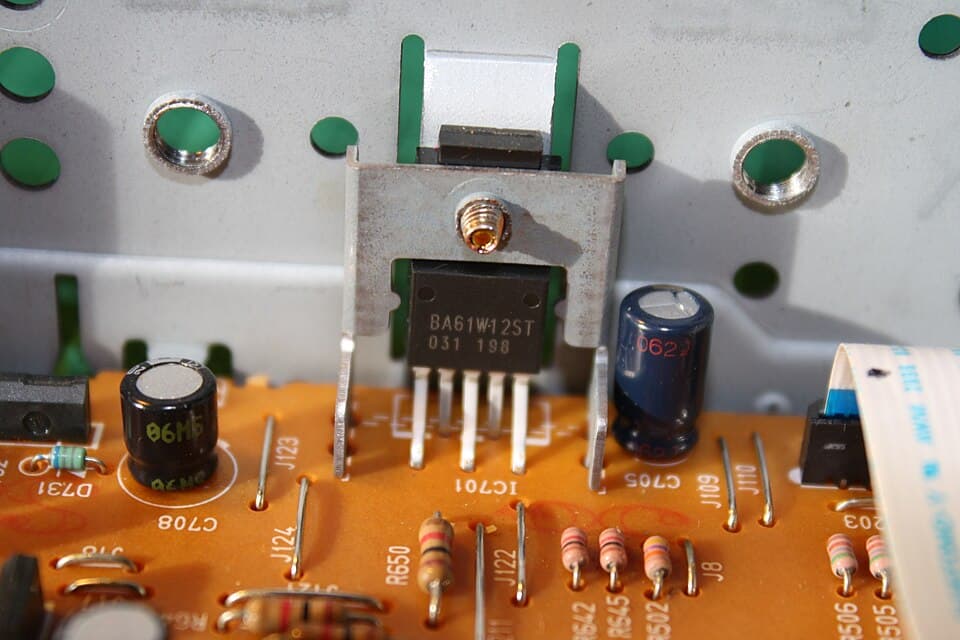 Voltage Regulator BA61W12ST