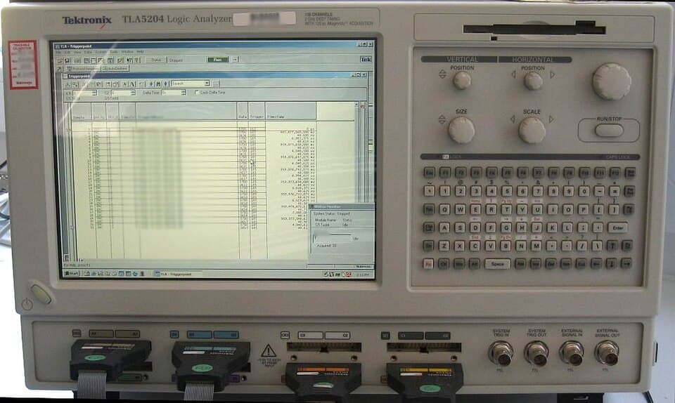 Tektronix LogicAnalyzer TLA5204