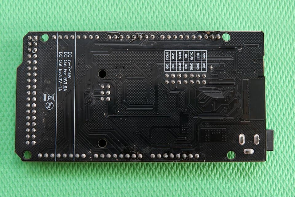 Arduino Mega 2560 (HW-888) rear