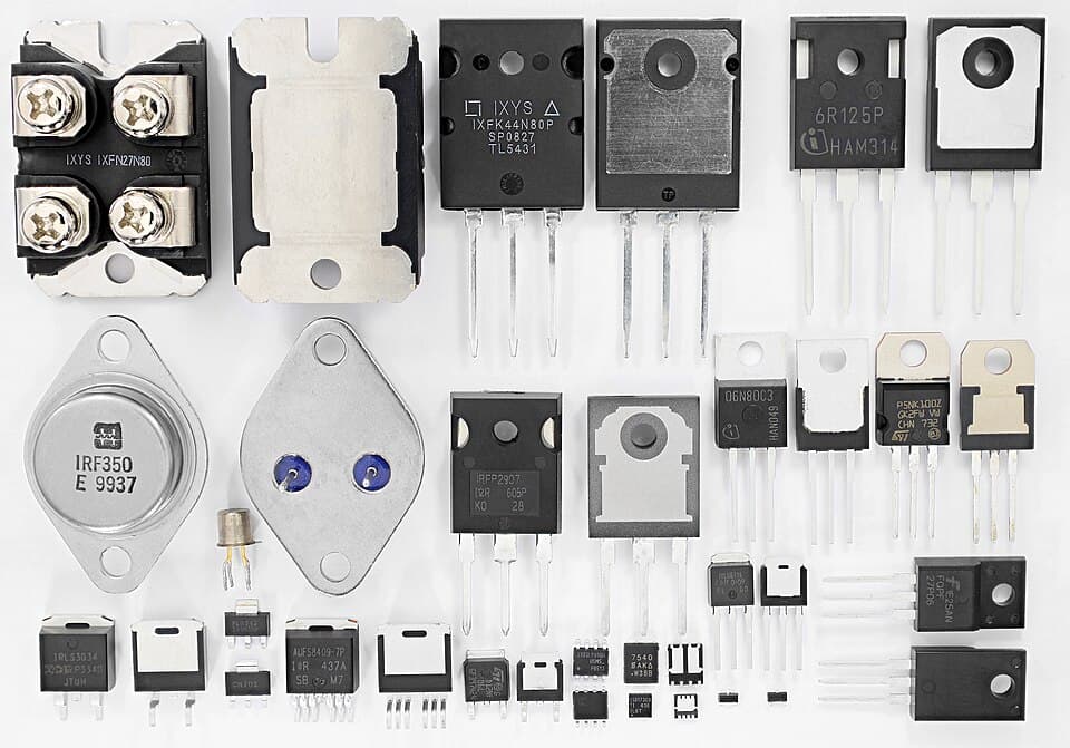 MOSFET transistors