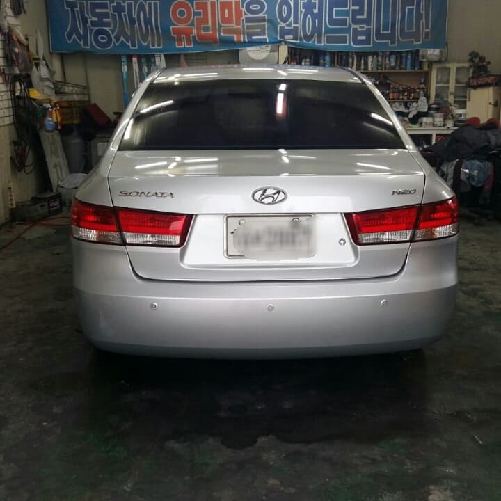 Hyundai Motor Sonata N20 (White) - 2