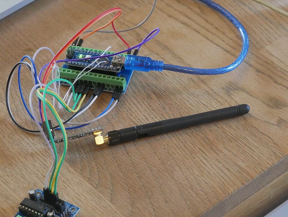 nRF24L01 2.4 GHz Radio (Pack of 2)
