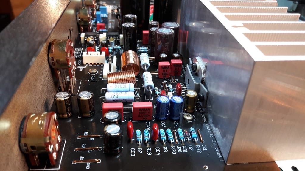 Cambridge Audio A1-v3 28