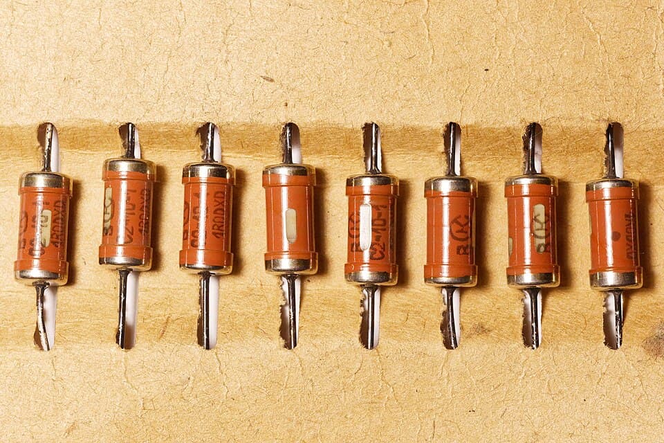 С2-10-1W individually-trimmed precision resistors (Erkon)