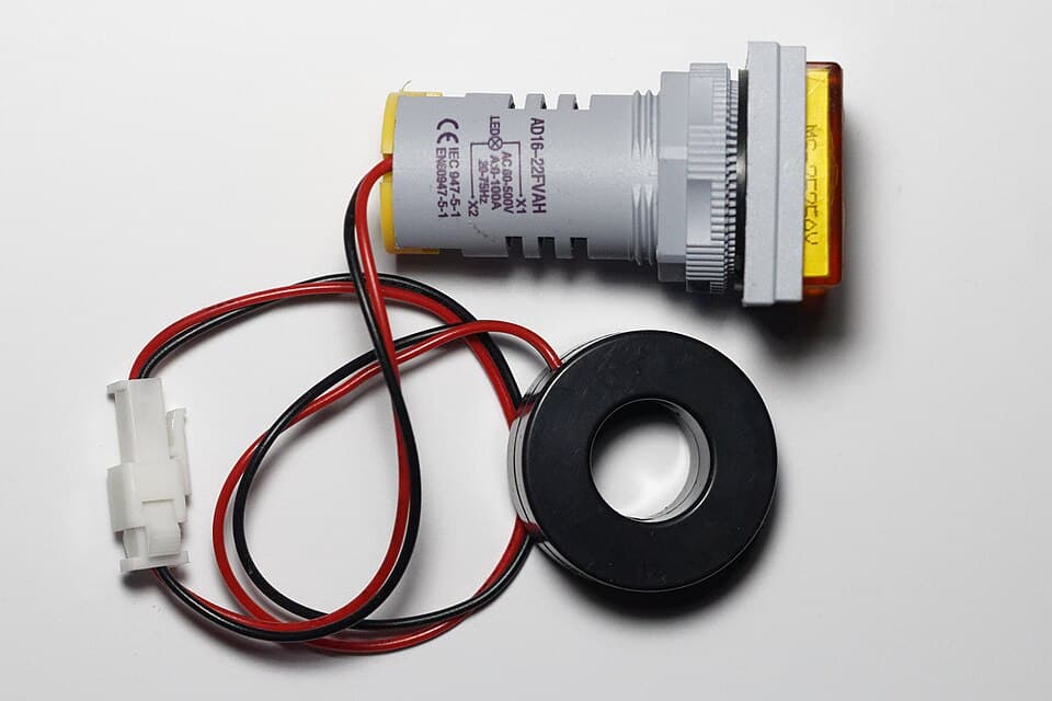 Type AD16-22 indicator meter with stock current transformer (2)