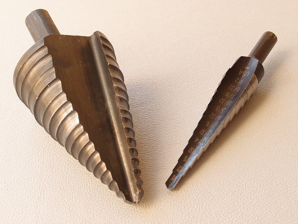 Pair of unibits aka step bits