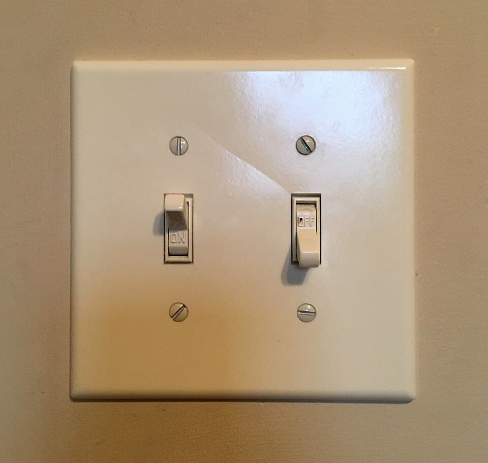 Mini Toggle Switch SPDT (Pack of 5)