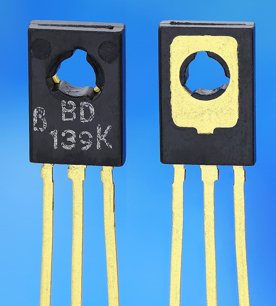 BD139