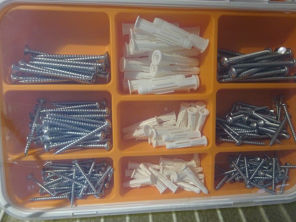 HK CWB Park Lane basement shop IKEA Screws and wall plugs Dec-2015 DSC