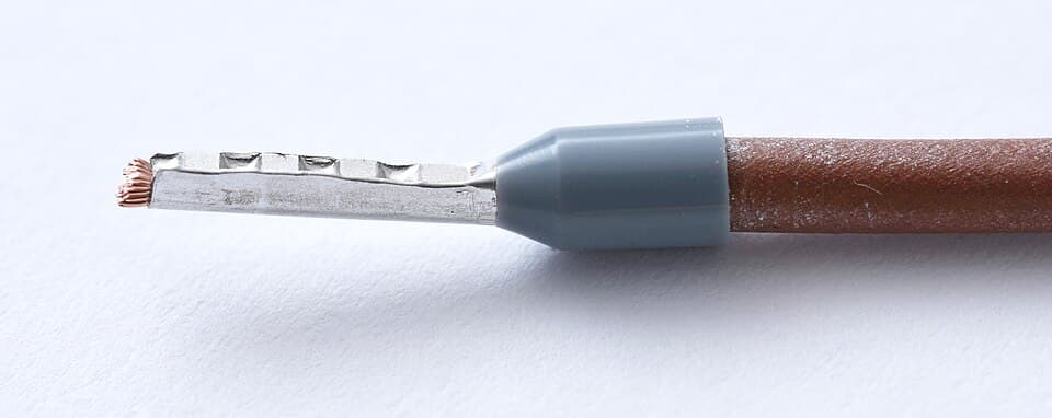Wire ferrule crimped