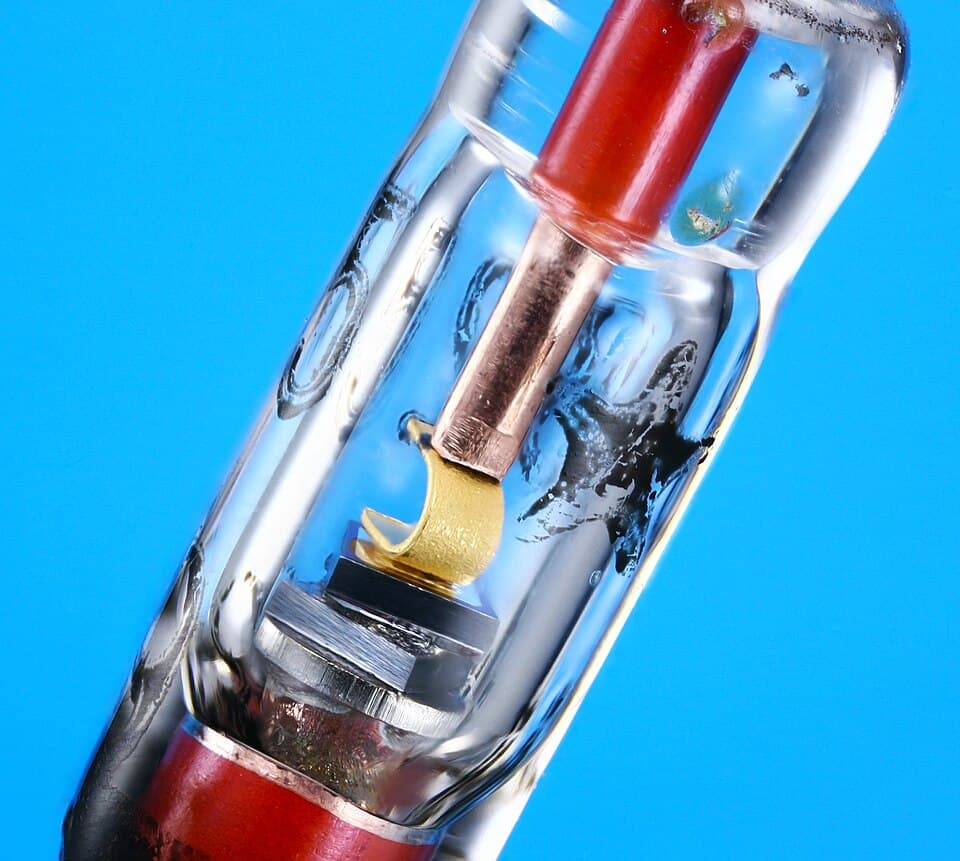 5.6 V Zener Diode 1 W — 1N4734A (Pack of 20)